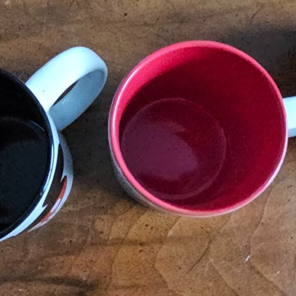 3 Disney Cups Mugs, His, Hers, and Lidded Ceramic Cup Mug Mickey Mouse ~ USED ~ - Picture 4 of 4